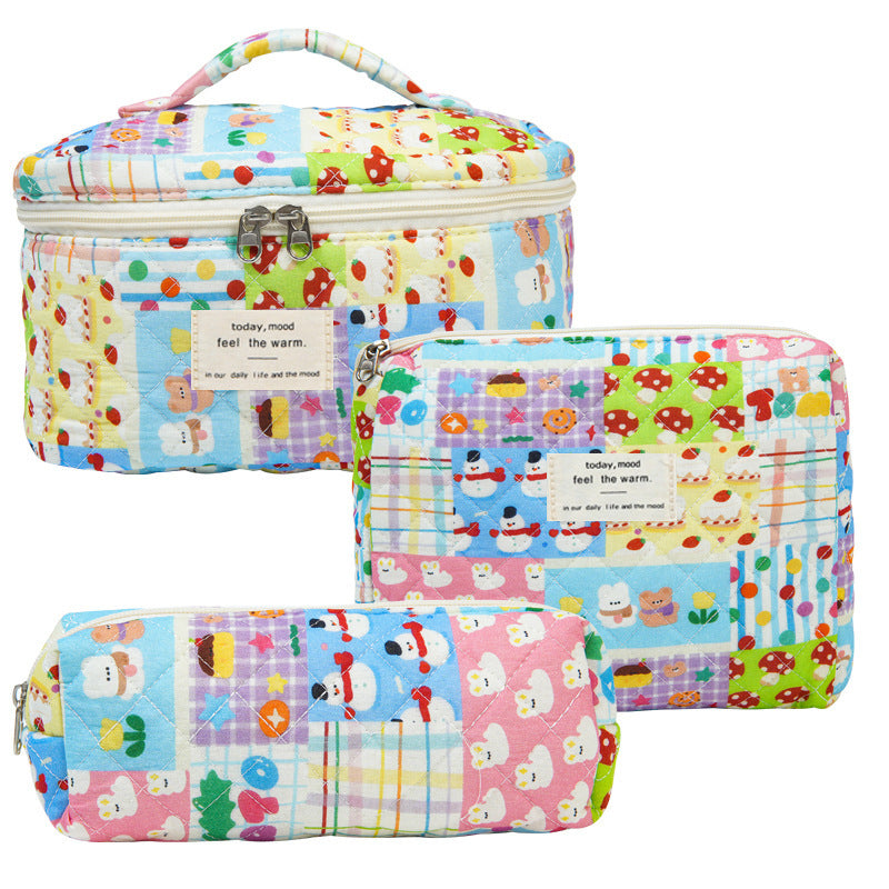 Quilted Cotton Floral Print Makeup Bag with Large Capacity for Travel