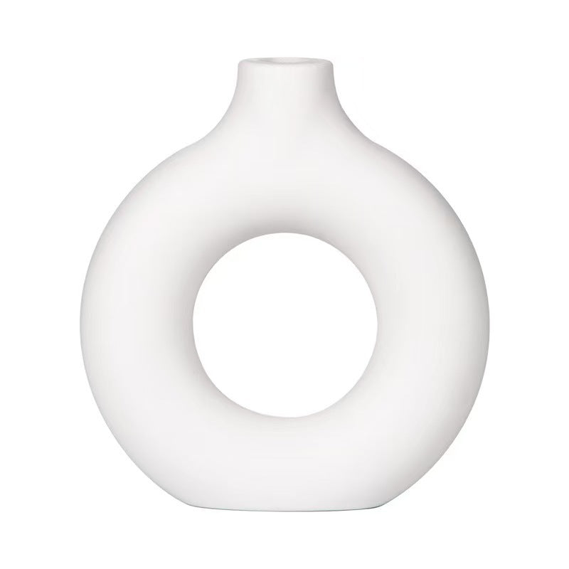 Minimalist Donut Vase for Flower Arrangement