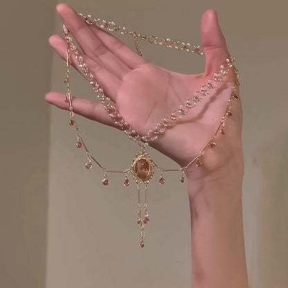 Zircon water-drop pendant with collar chain for the neck