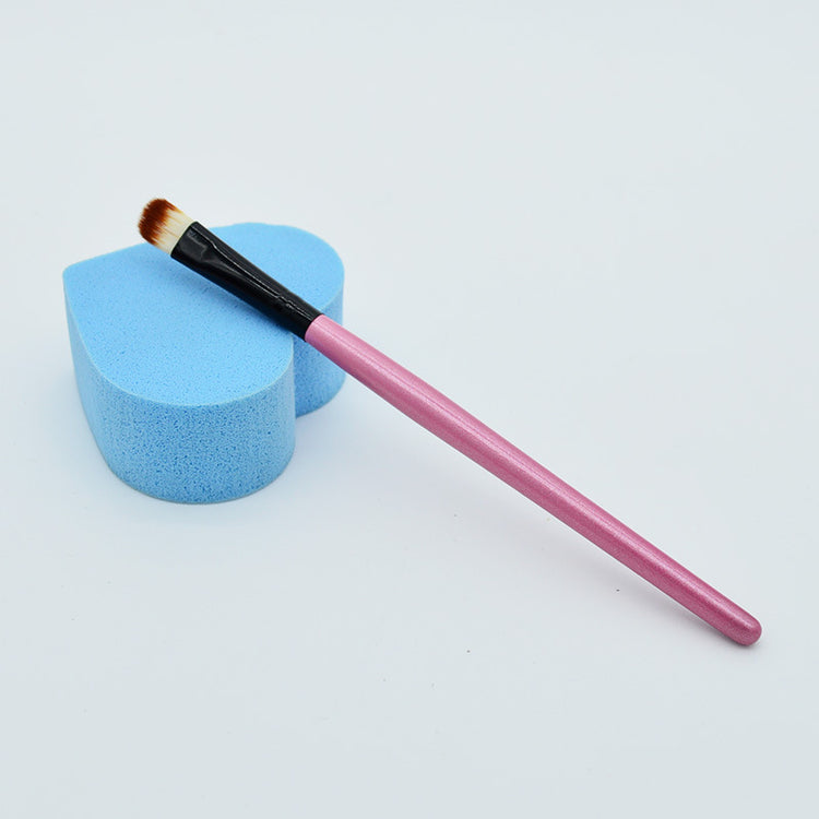 Wooden Handle Eyeshadow Makeup Brush