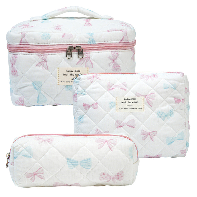 Quilted Cotton Floral Print Makeup Bag with Large Capacity for Travel