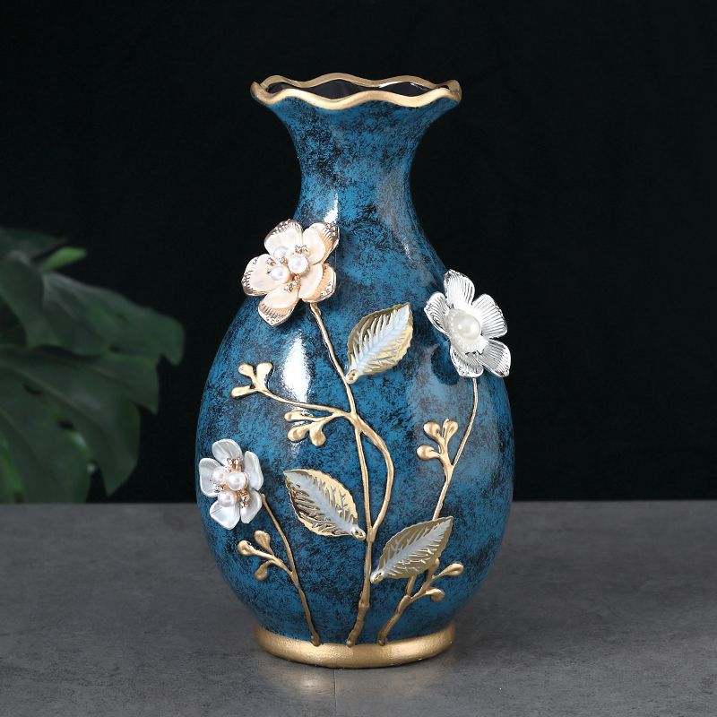 Ceramic small vase for flower arrangement