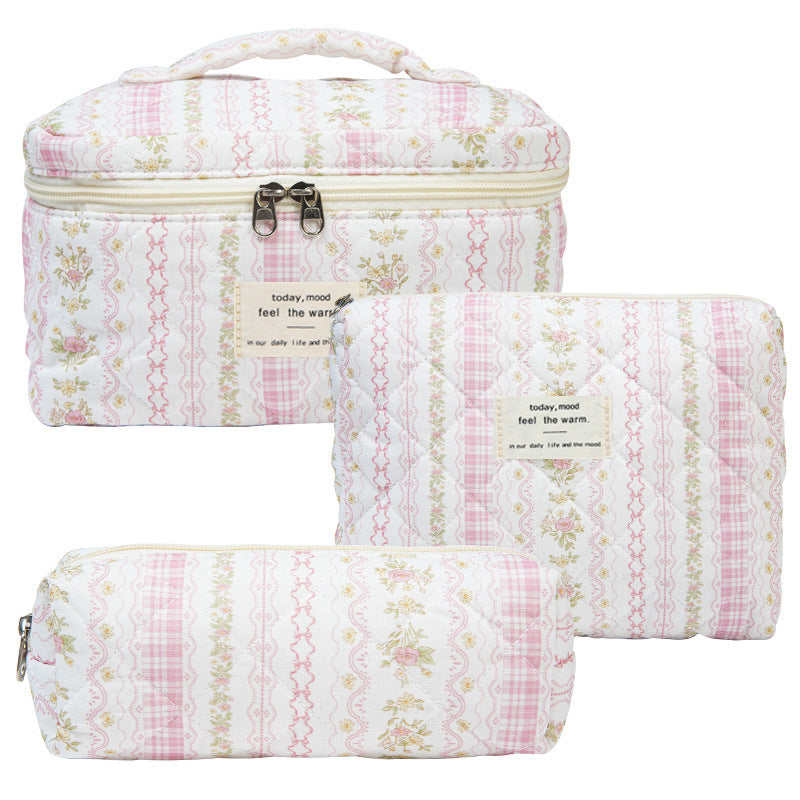 Quilted Cotton Floral Print Makeup Bag with Large Capacity for Travel