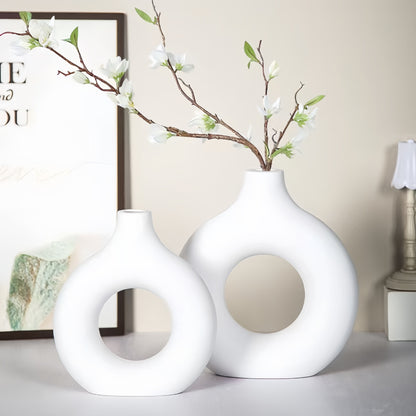 Minimalist Donut Vase for Flower Arrangement