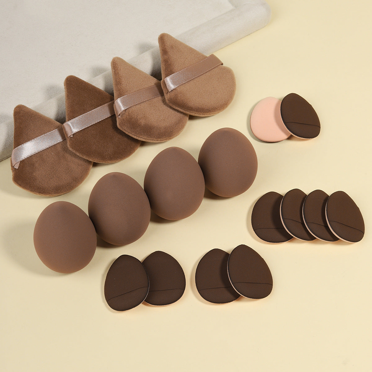 Makeup brush grab set
