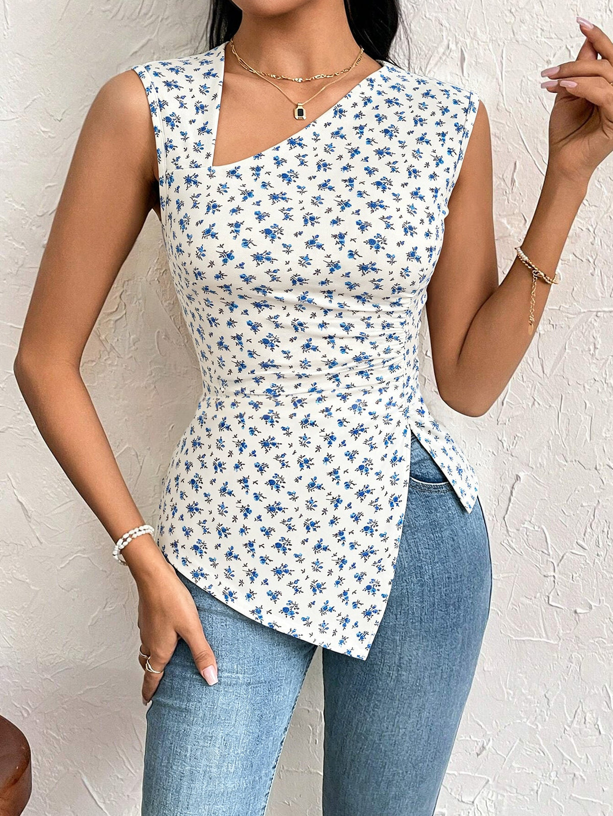 Womens Diagonal Collar Slim Tshirt - RAINSTAR
